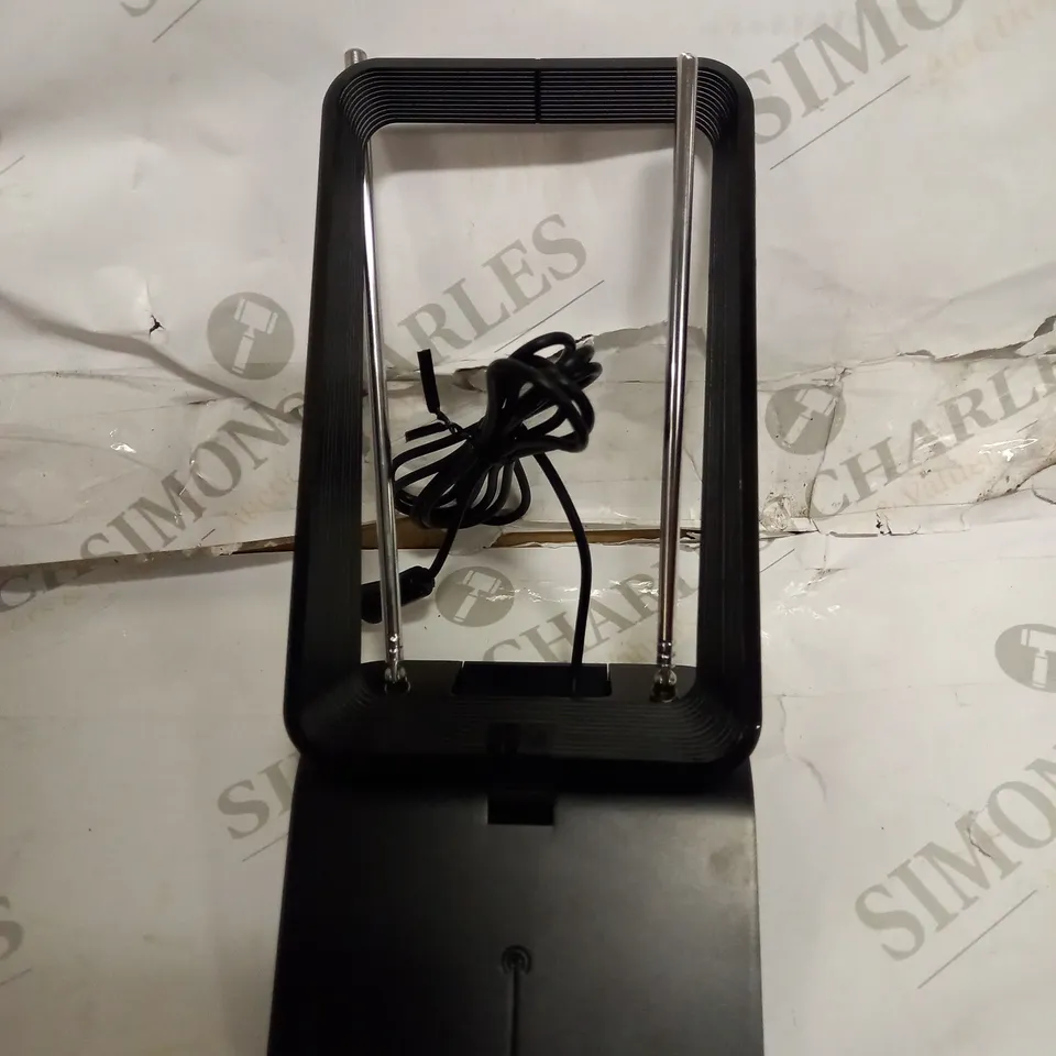 ONE FOR ALL AMPLIFIED INDOOR AERIAL SV9460 