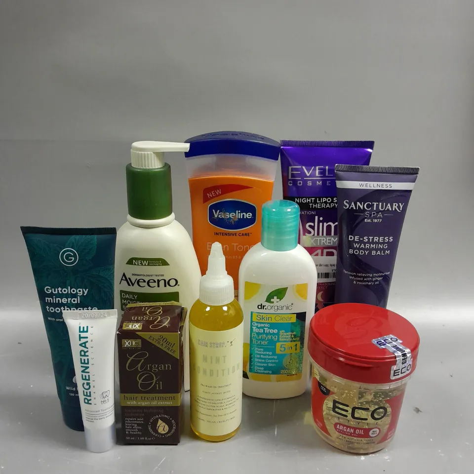 BOX OF 10 ASSORTED HEALTH AND BEAUTY ITEMS TO INCLUDE AVEENO DAILY MOISTERISING BODY LOTION (300ML), ECO ARGAN OIL STYLING GEL (236ML), VASELINE EVEN TONE BODY LOTION (400ML), ETC. 