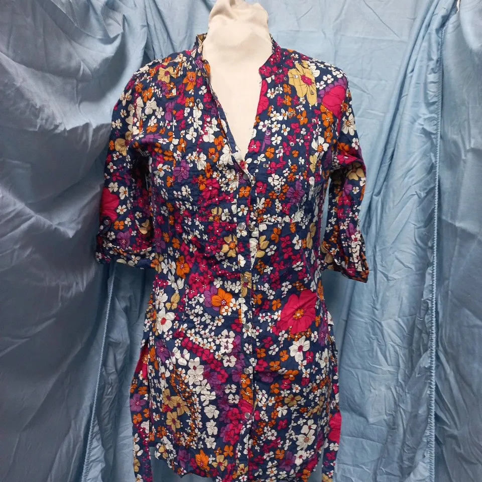 DENIM CO FLORAL BLUE TOP – UK 14 (EU 42)