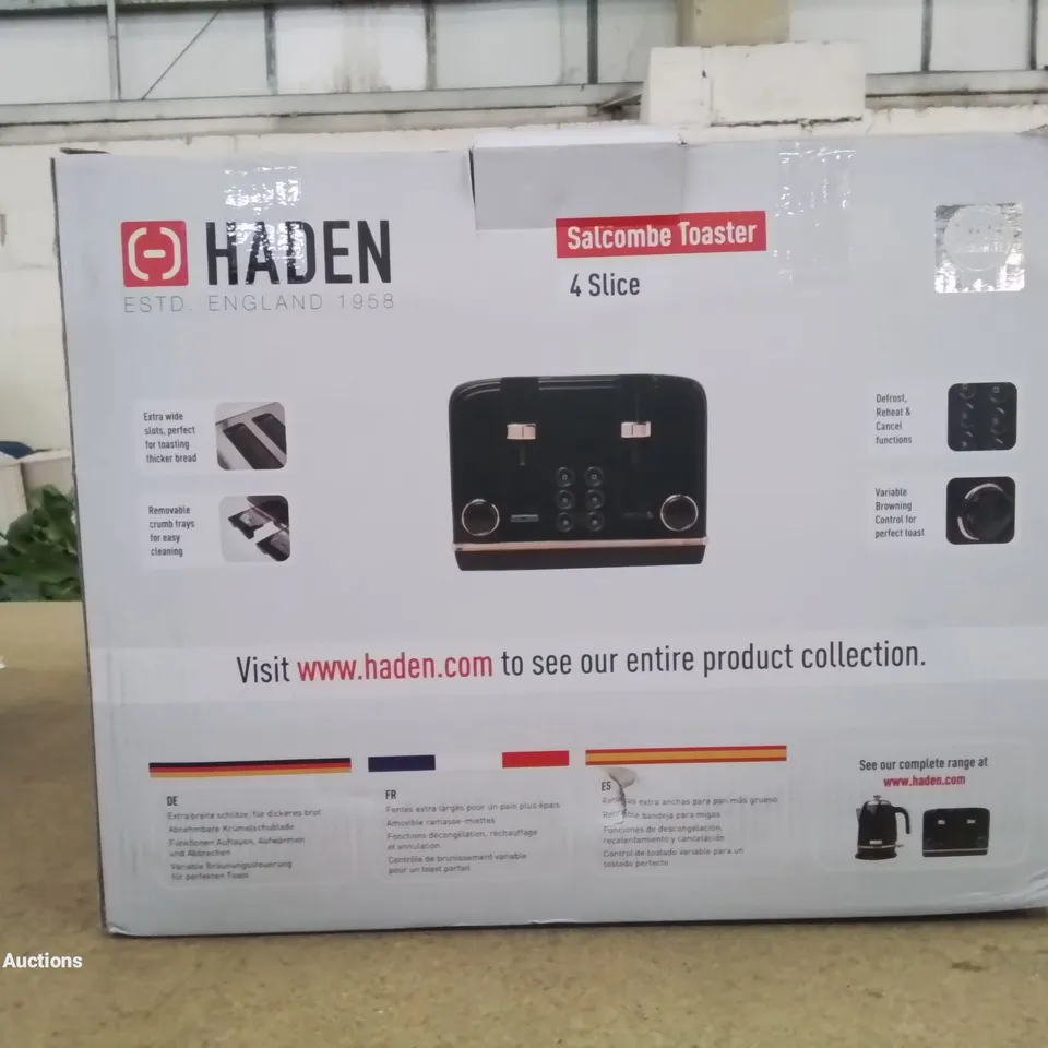 BOXED BRAND NEW HADEN 4 SLICE TOASTER IN BLACK AND ROSE GOLD