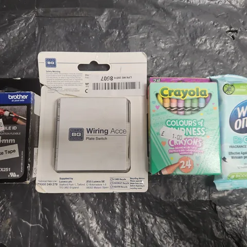 BOX OF APPROXIMATELY 40 ASSORTED ITEMS TO INCLUDE CRAYOLA, DOUBLE LIGHT SWITCH, ETC - COLLECTION ONLY