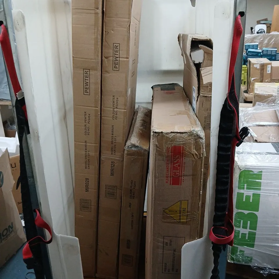APPROXIMATELY 5 HOUSEHOLD ITEMS TO INCLUDE MIRRORS AND A SIDEBOARD