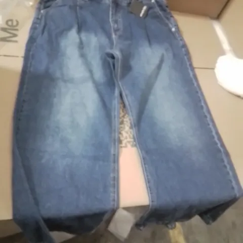 BOX CONTAINING APPROXIMATELY 10 BRAND NEW SIMPLY BE PLEAT DETAILED JEANS MIDNIGHT BLUE 14S