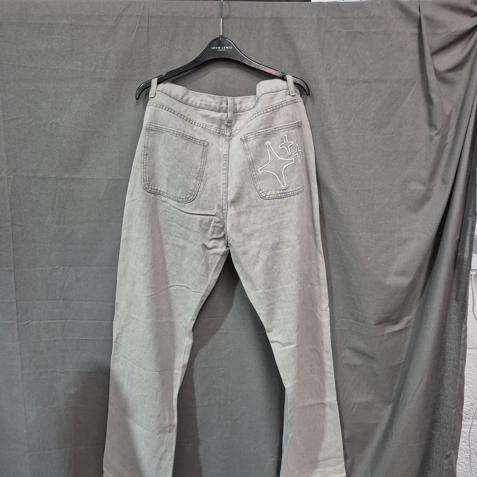 UK 30 BROKEN PLANET MARKET GREY DENIM JEANS WITH STAR EMBROIDERY
