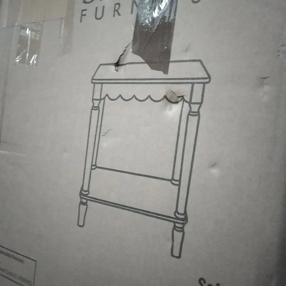 BOXED SAFAVIEH FURNITURE SIDETABLE