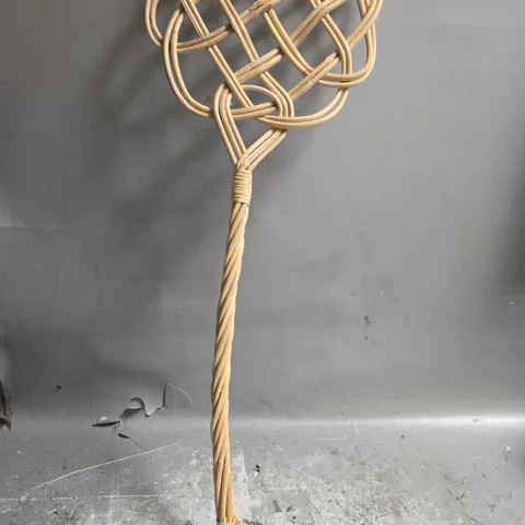 VALET RATTAN CARPET BEATER 