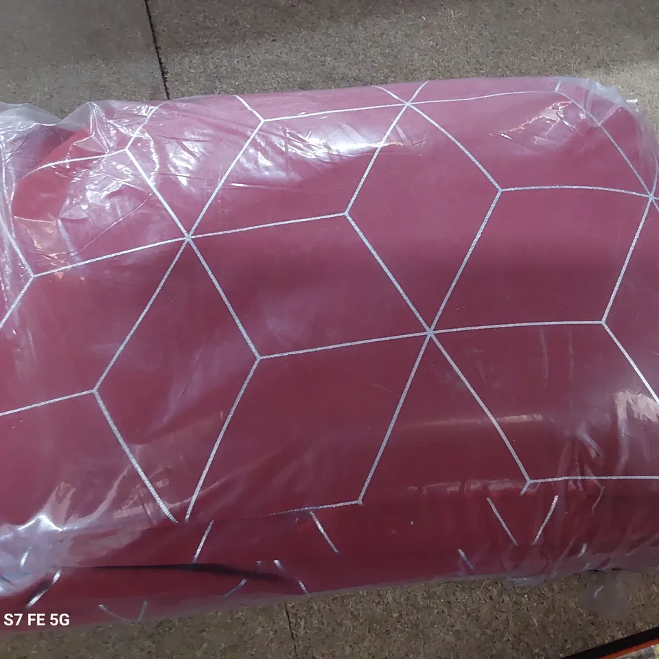 BOST ROOM DARKENING THERMAL CURTAINS DARK RED132 × 214cm