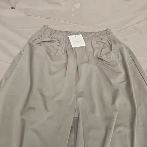 KIT & KABOODAL WIDE LEG TROUSERS CAMO GREEN ONE SIZE FITS 8-22