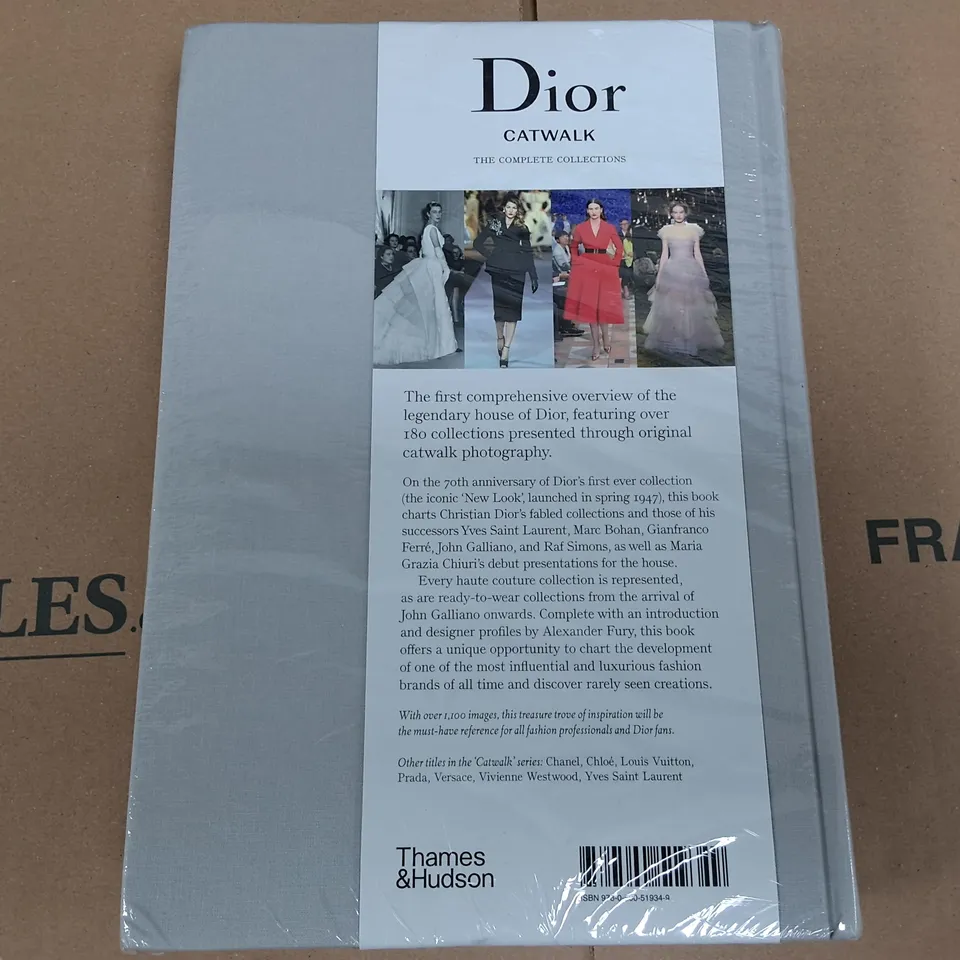 SEALED DIOR CATWALK THE COMPLETE COLLECTIONS THAMES AND HUDSON