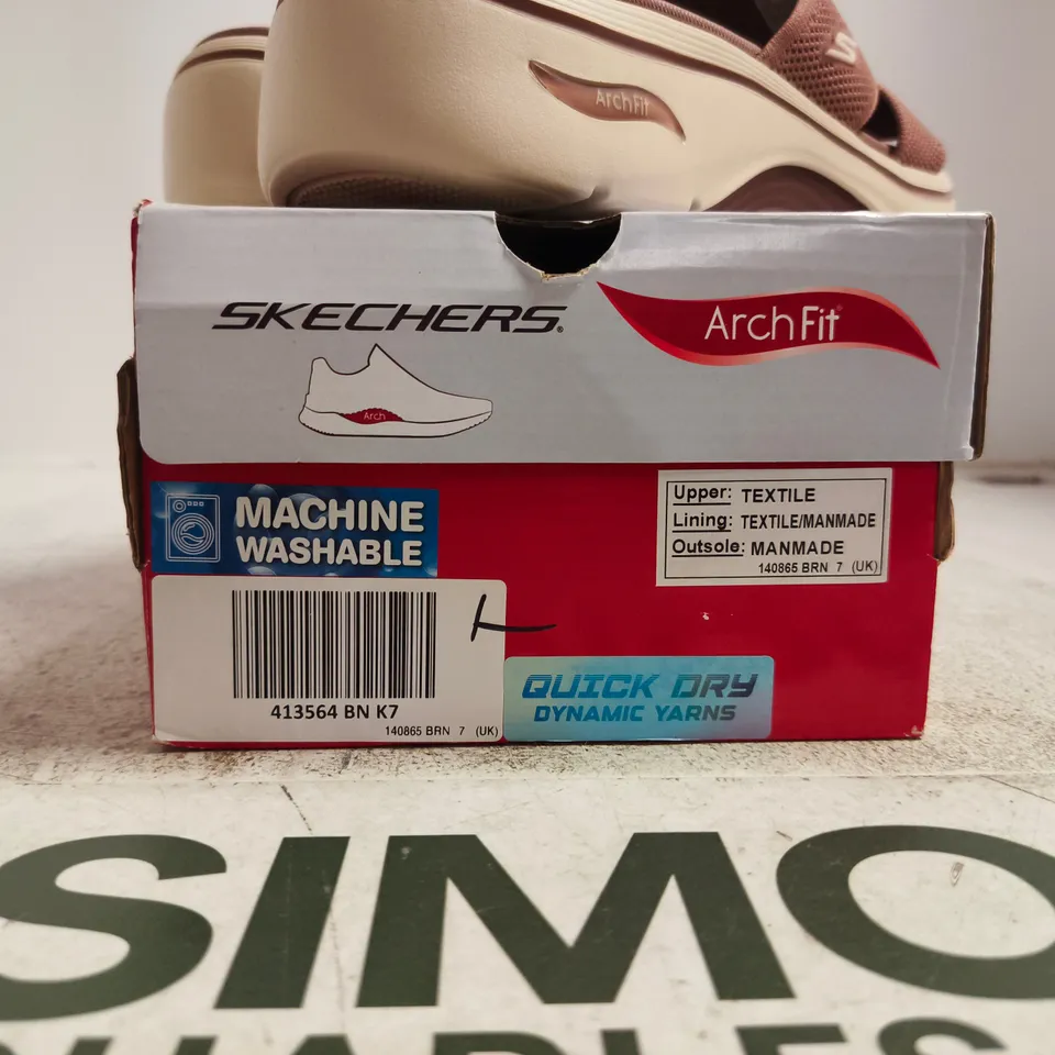 SKECHERS ARCH FIT SANDALS BROWN BOXED UK 7