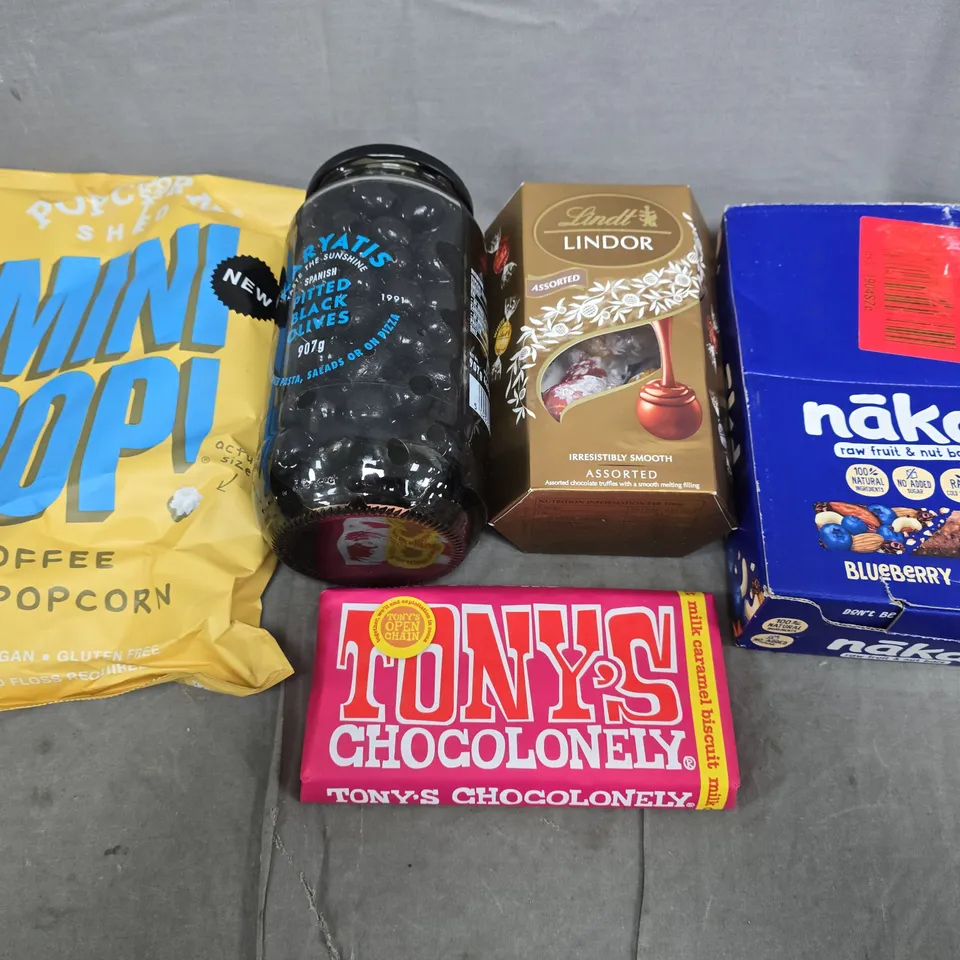 APPROXIMATELY 5 ASSORTED FOOD ITEMS TO INCLUDE -BLACK OLIVES, NAKD BARS AND LINDOR