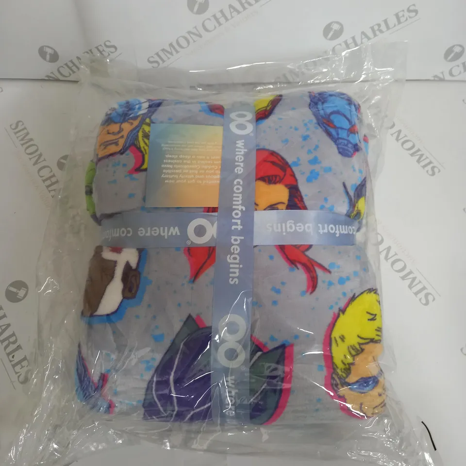 OODIE OVERSIZED WEARABLE COMIC BLANKET - SIZE NOT SPECIFIED 