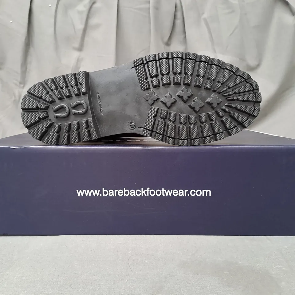 BOXED PAIR OF BAREBACK QUEBEC WATERPROOF ANKLE BOOTS IN BORDEAUX UK SIZE 7