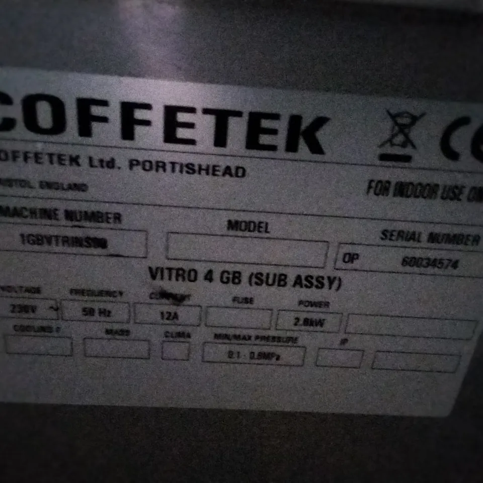 COFFETEK VITRO 4 GB COFFEE MACHINE