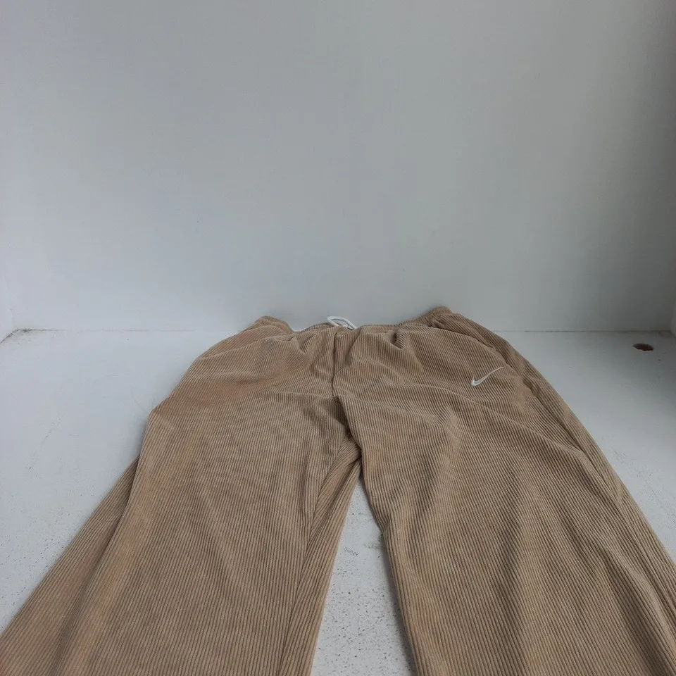 NIKE BEIGE CORDUROY JOGGERS – ELASTICATED WAIST MEDIUM