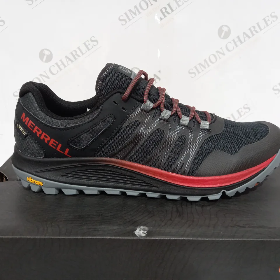 BOXED MERRELL BLACK NOIR TRAINERS - UK SIZE 9.5