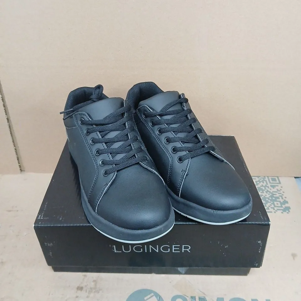 LUGINGER LAUFWUNDER BLACK SHOES – UK 8