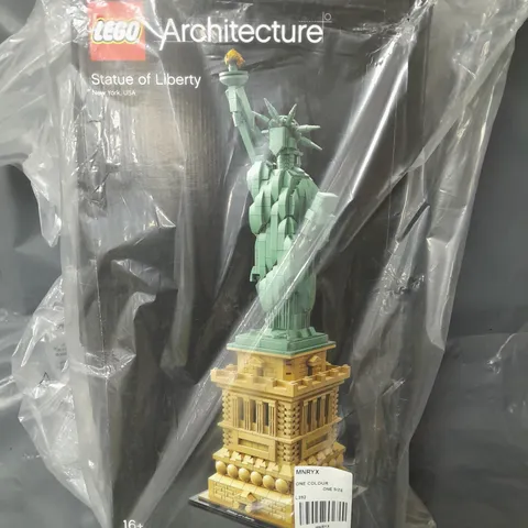 BOXED LEGO ARCHITECTURE EMPIRE STATE BUILDING (SET 21042)