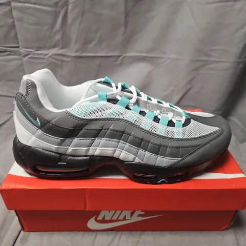 NIKE AIR MAX 95 TT TRAINERS β UK 9 (US 10, EUR 43) GREY/TEAL β BOXED