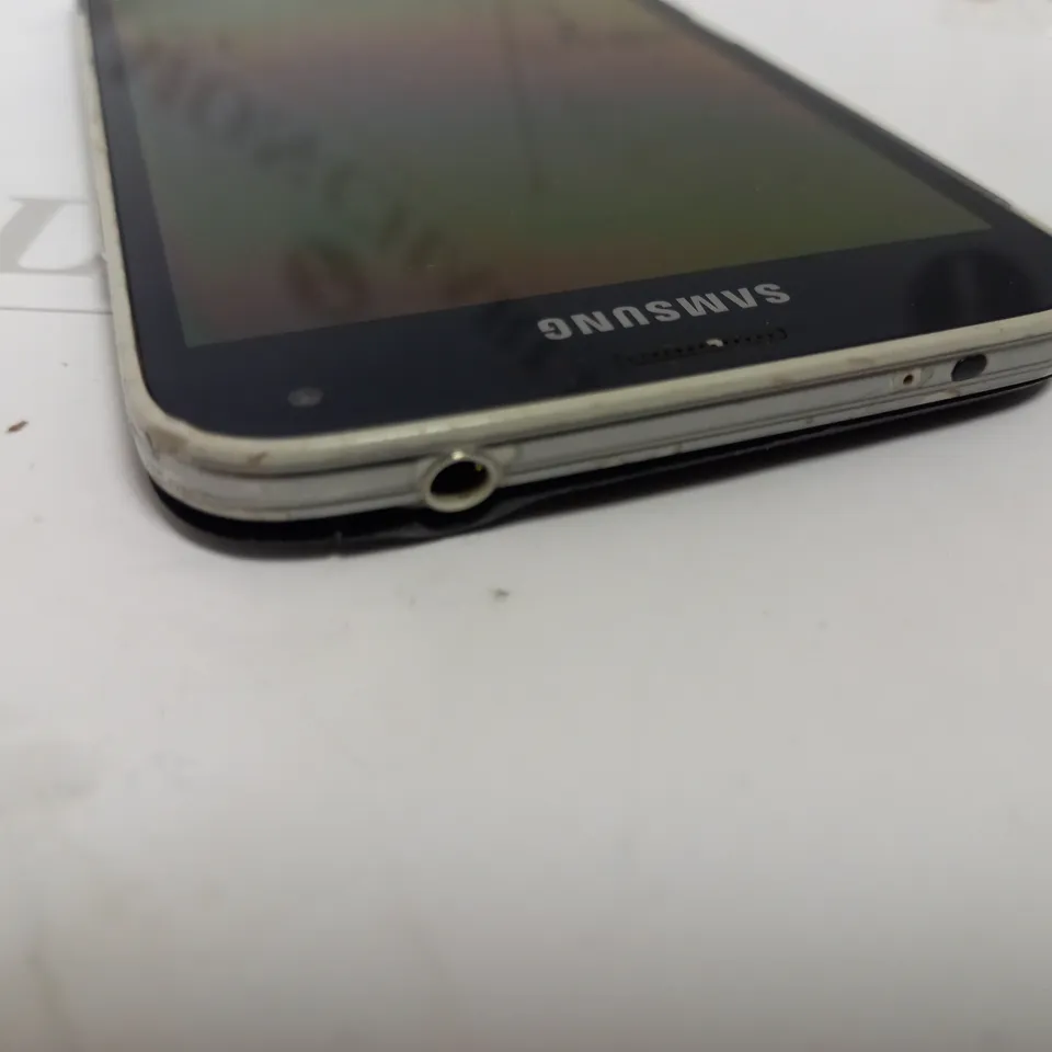 SAMSUNG SM-G900F GALAXY S5