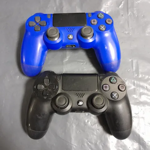 SET OF 2 PLAYSTION 4 CONTROLLERS 