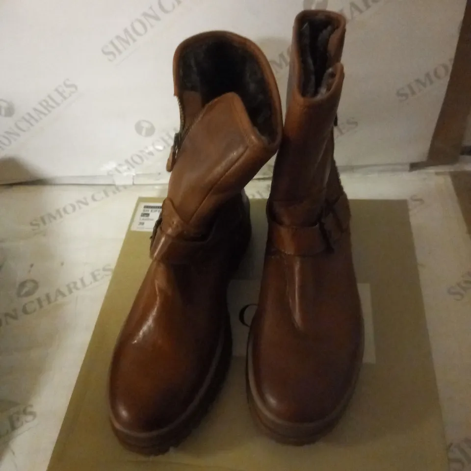 SHOON EIFEL ZIP FAUX FUR LEATHER ANKLE BOOTS, TAN, UK 6