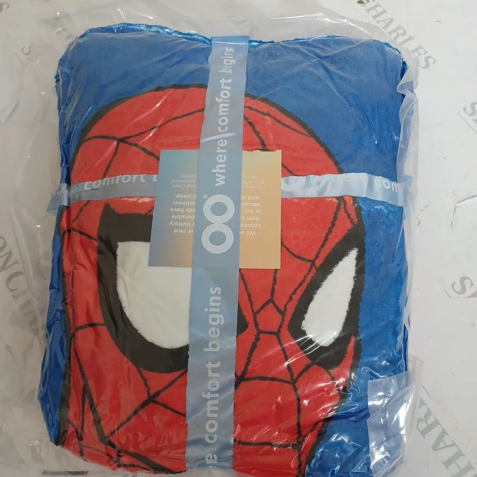 SEALED SPIDERMAN THEMED OODIE HOODED BLANKET - SIZE UNSPECIFIED