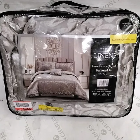 BAGGED PRIME LINERS BOLLARA VELVET DAMASK BEDSPREAD WITH PILLOW SHAMS - COLOUR: GREY - SIZE: 250CMX 250CM