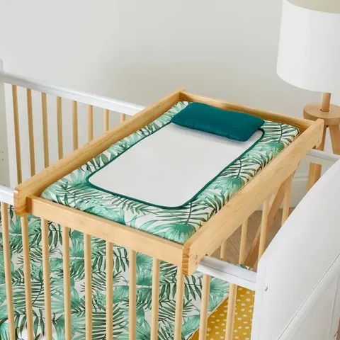 BOXED ICKLE BUBBA COLEBY UNIVERSAL COT TOP CHANGER – PINE (1 BOX)