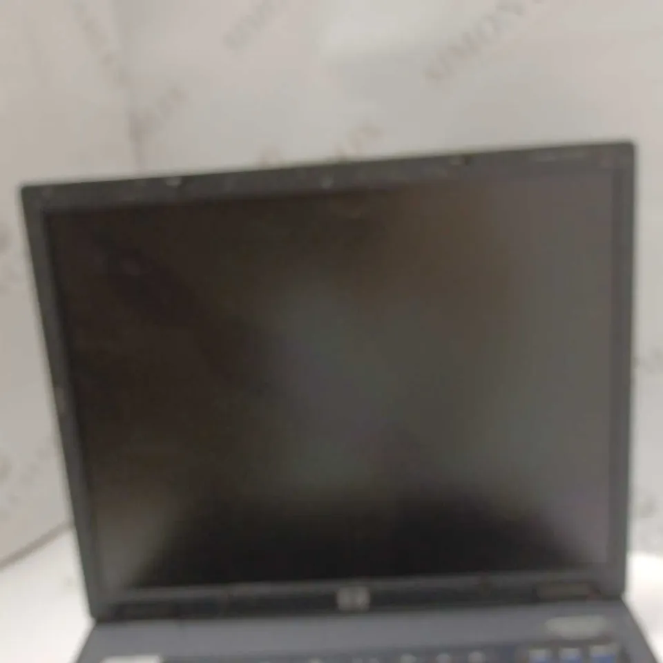 HP COMPAQ NC6120 LAPTOP