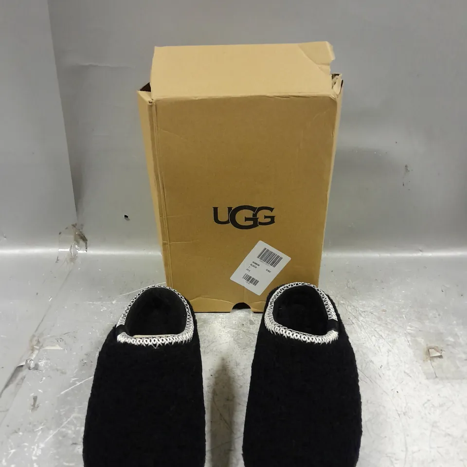 BOXED PAIR OF UGG WOMENS TASMAN MAXI CURLY BLACK UK 7