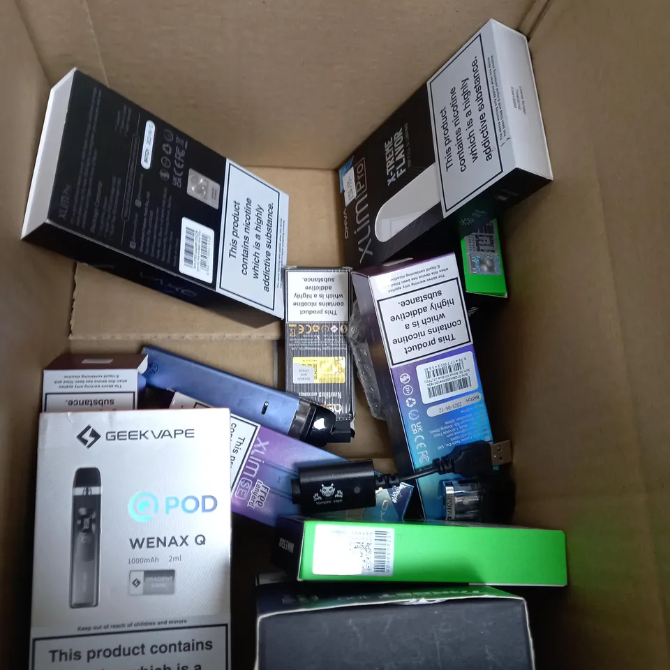 BOX OF APPROXIMATELY 10 ASSORTED E-CIG PRODUCTS TO INCLUDE ASPIRE, OXVA, VAPORESSO ETC