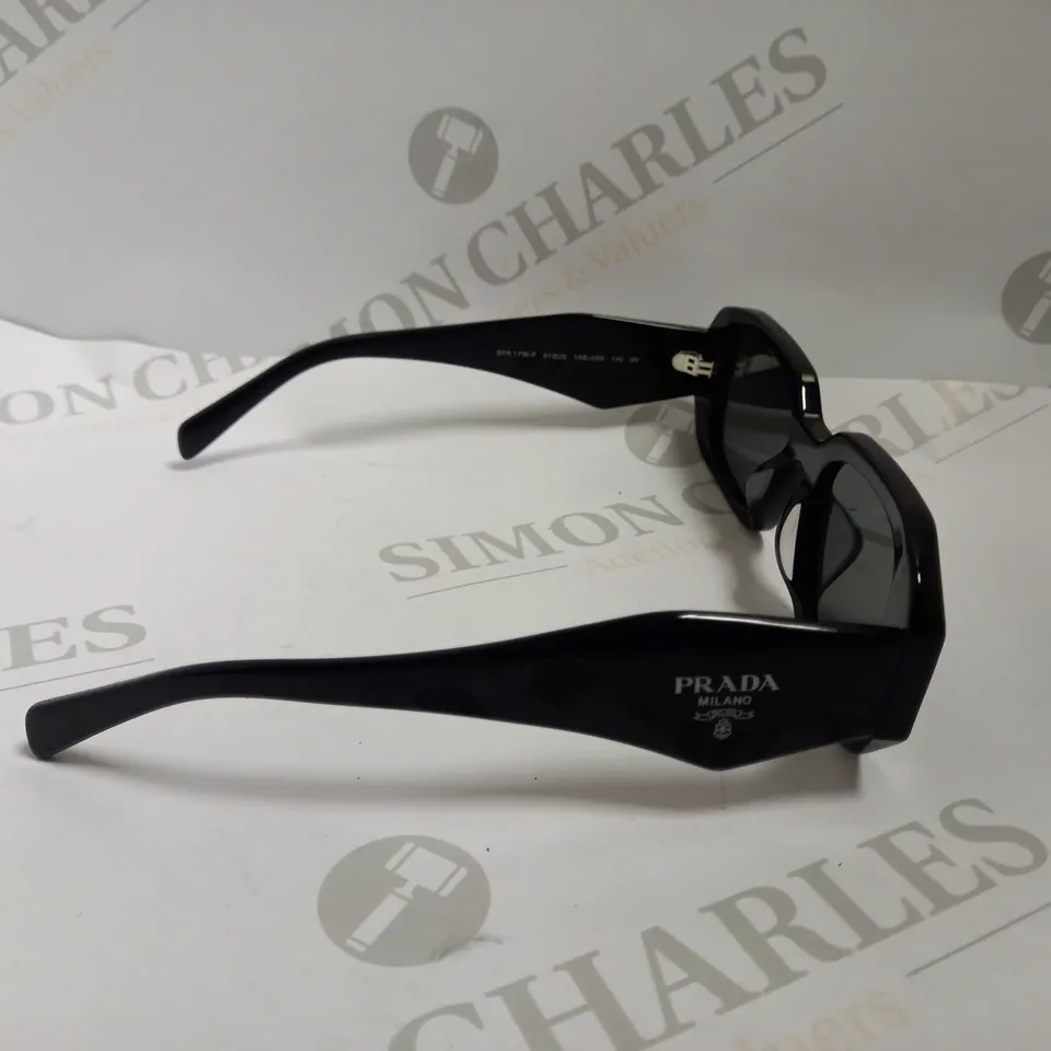 PRADA BLACK FASHION SUNGLASSES
