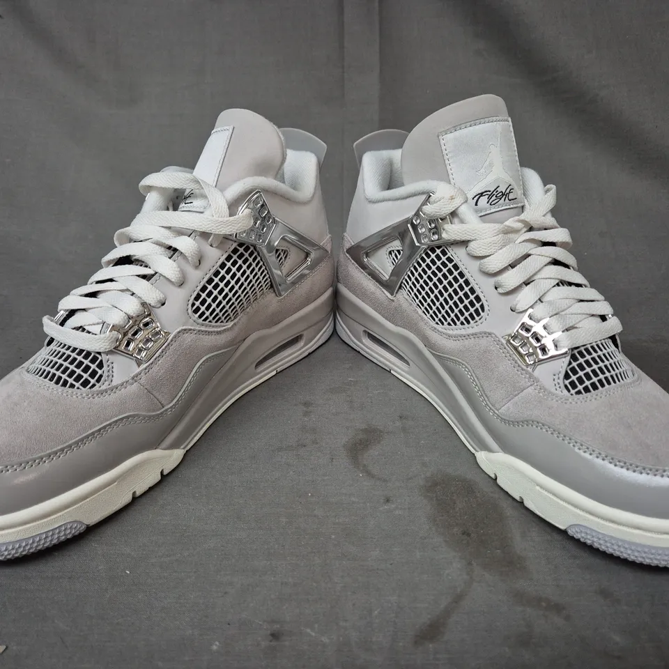 BOXED PAIR OF NIKE AIR JORDAN SHOES IN GREY/METALLIC SILVER UK SIZE 8