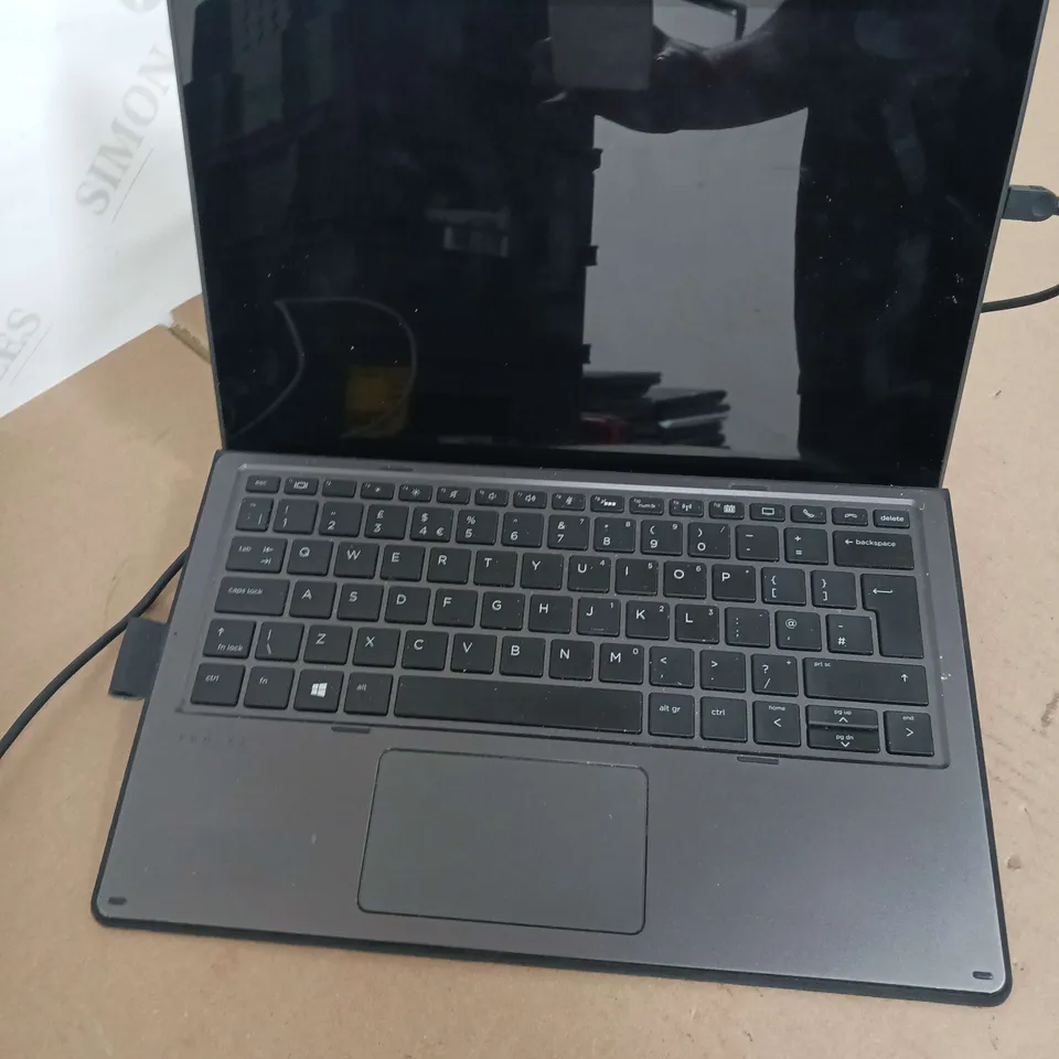 HP PRO X2 612 G 12 INCH M3-7Y30 1.00GHZ