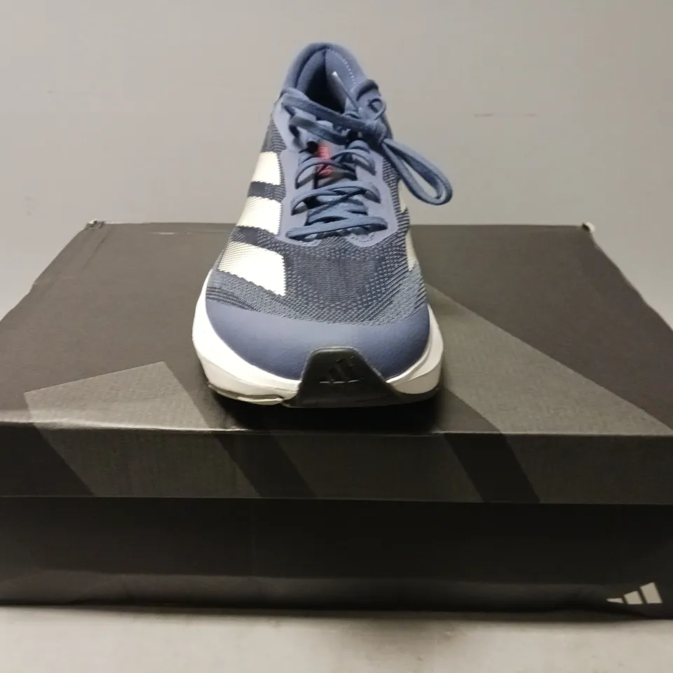 BOXED PAIR OF ADIDAS ADIZERO SL2 SHOES IN BLUE/WHITE/RED UK SIZE 10.5