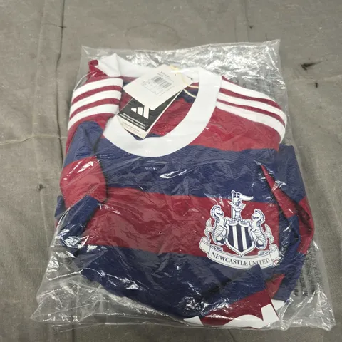 NEWCASTLE UNITED 24/25 AWAY SHIRT SIZE L