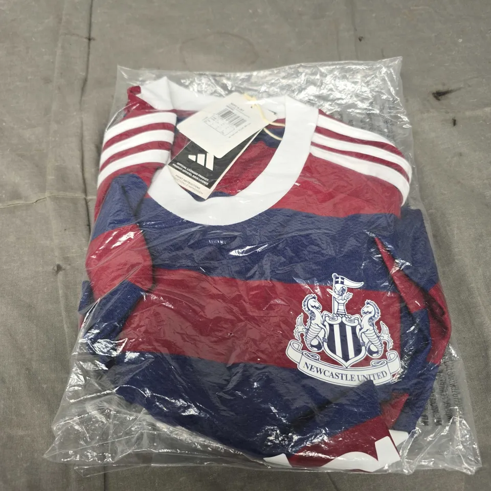 NEWCASTLE UNITED 24/25 AWAY SHIRT SIZE L
