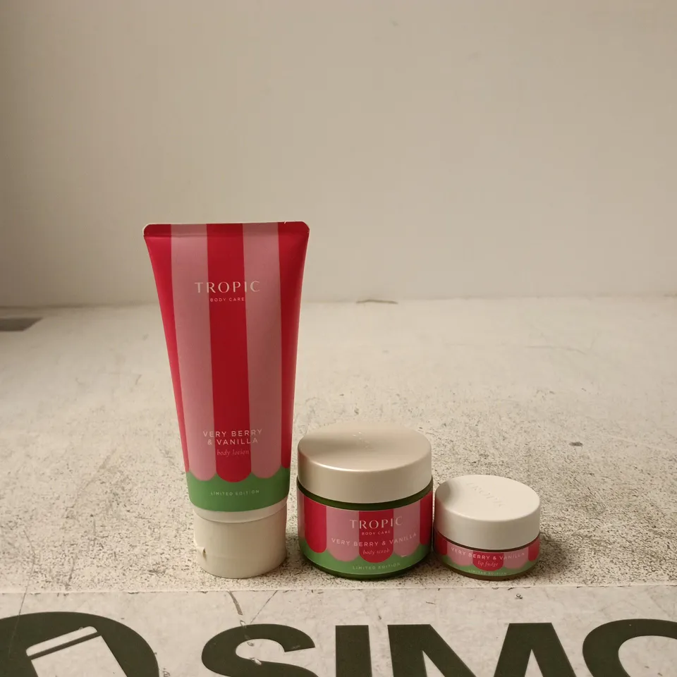 TROPIC VERY BERRY & VANILLA BODY CARE SET (LIMITED EDITION)
