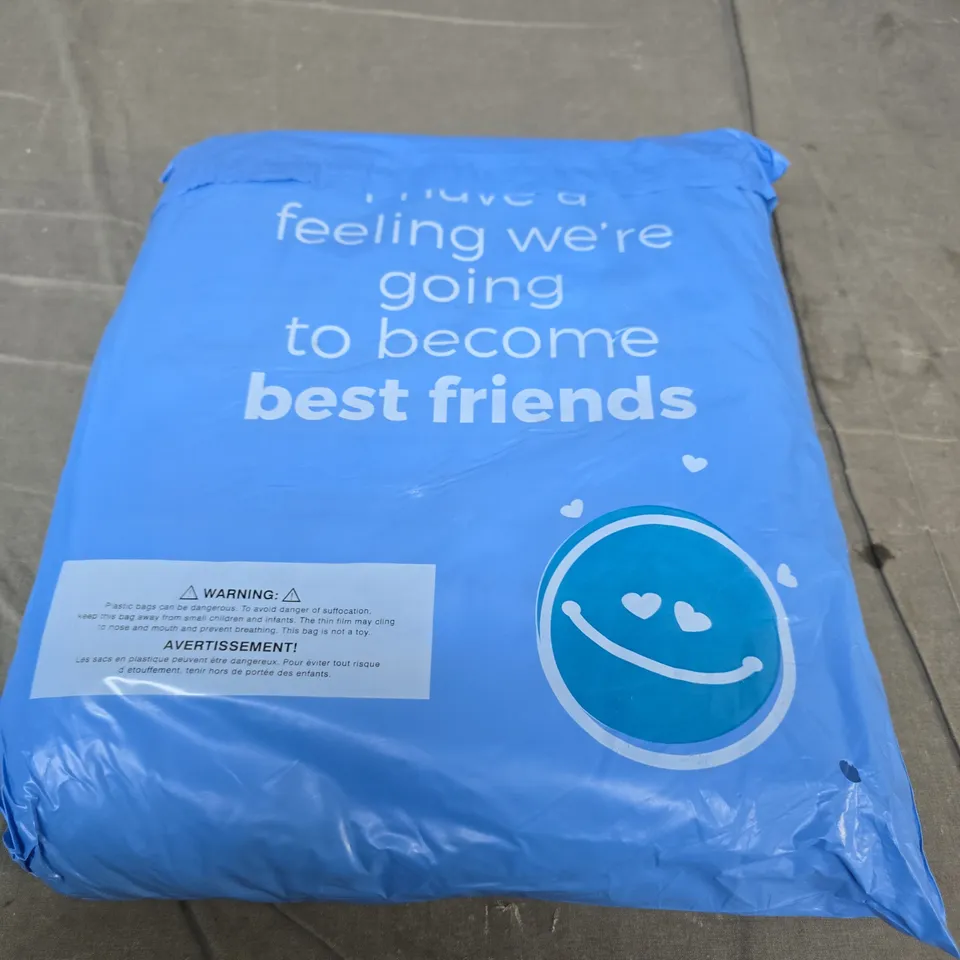 OODIE ALL CLOUD THROW