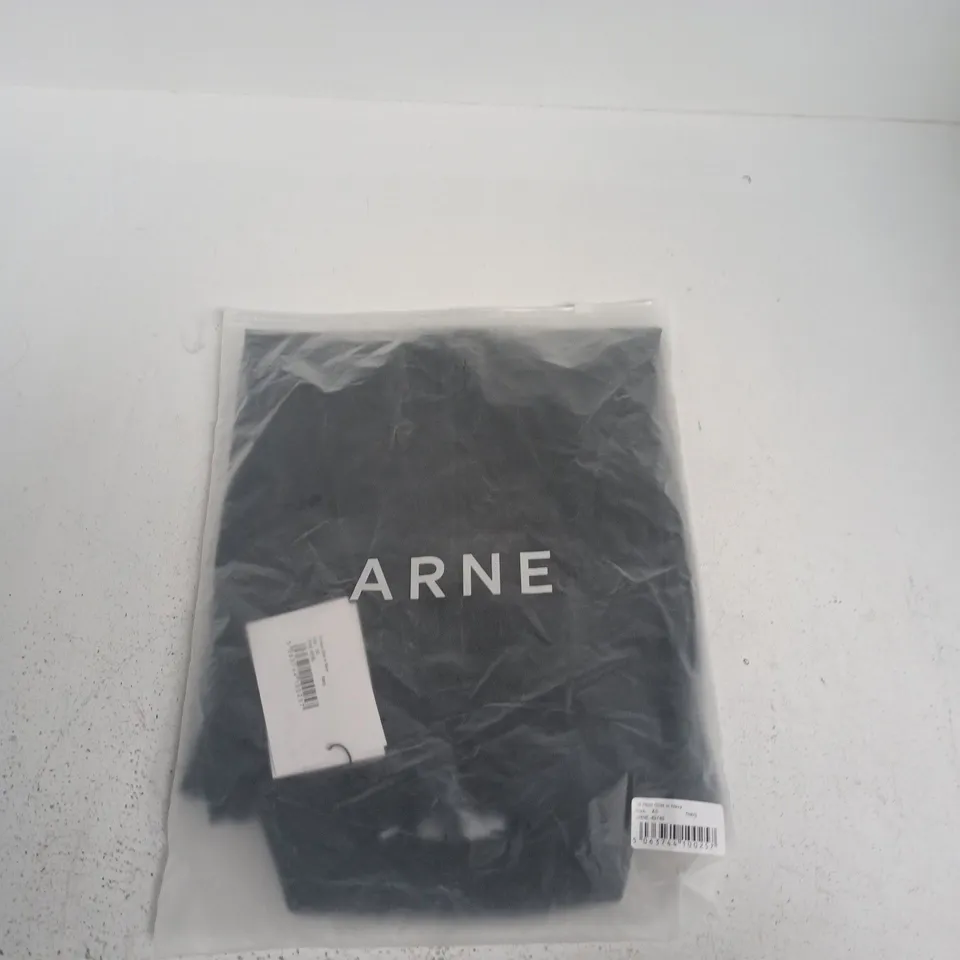 ARNE 24 HOUR GILET IN NAVY – XS