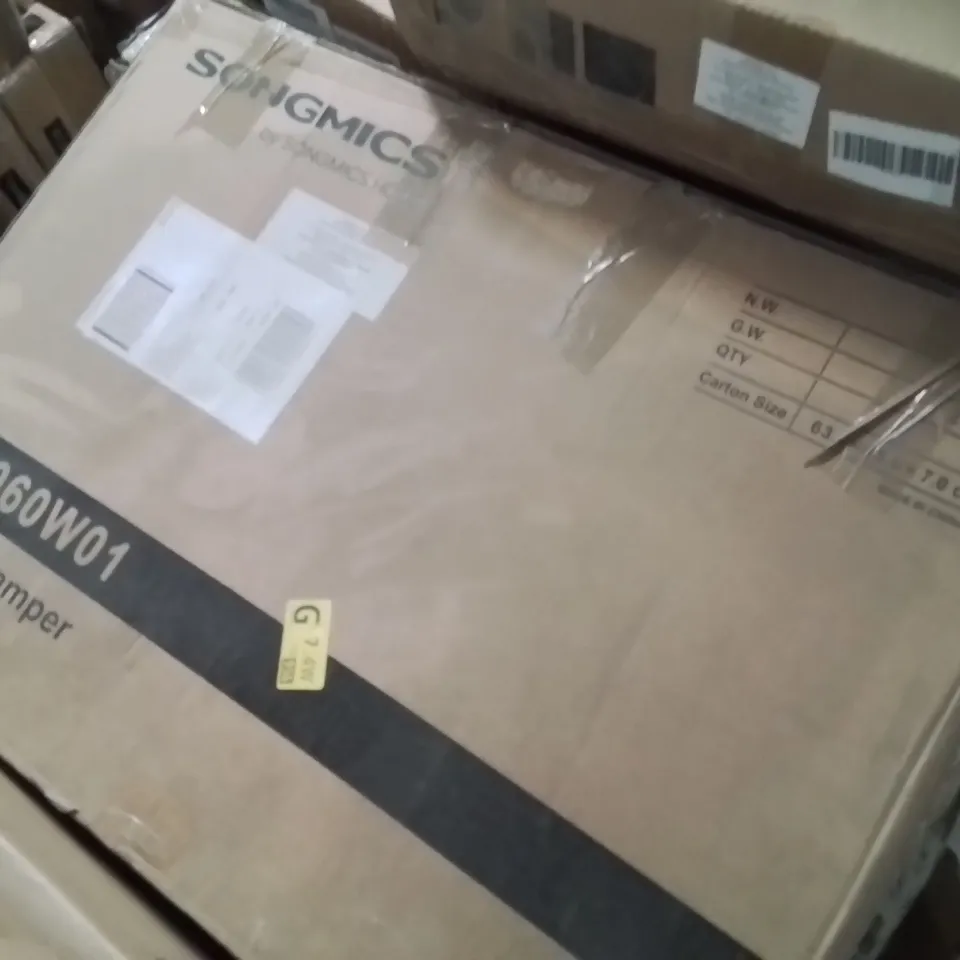 BOXED SONGMICS LAUNDRY HAMPER 