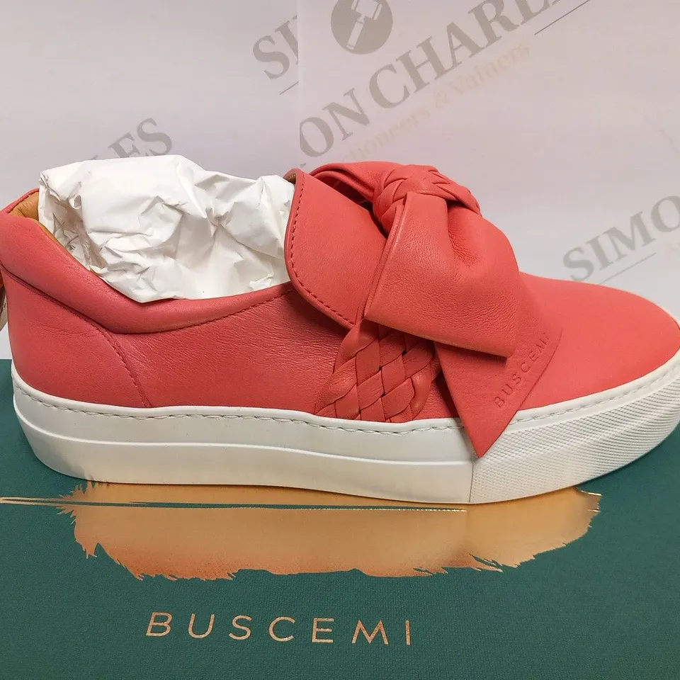 BOXED PAIR OF BUSCEMI BOW FLAT PARMA SIZE 7(37)
