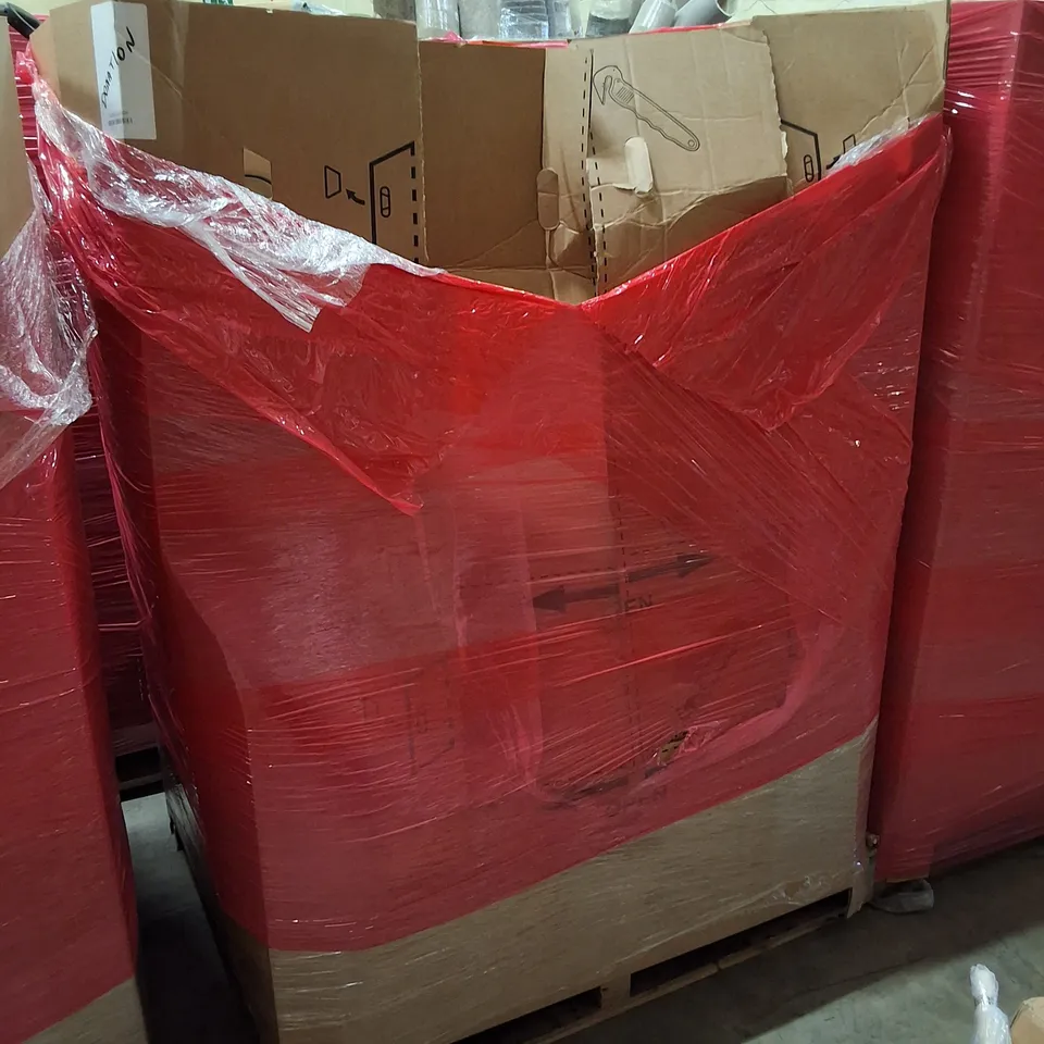 PALLET CONTAINING ASSORTED PRODUCTS INCLUDING POP UP PLAYPEN, CRAFT WOK, WAGON CART & SAND AND WATER TABLE
