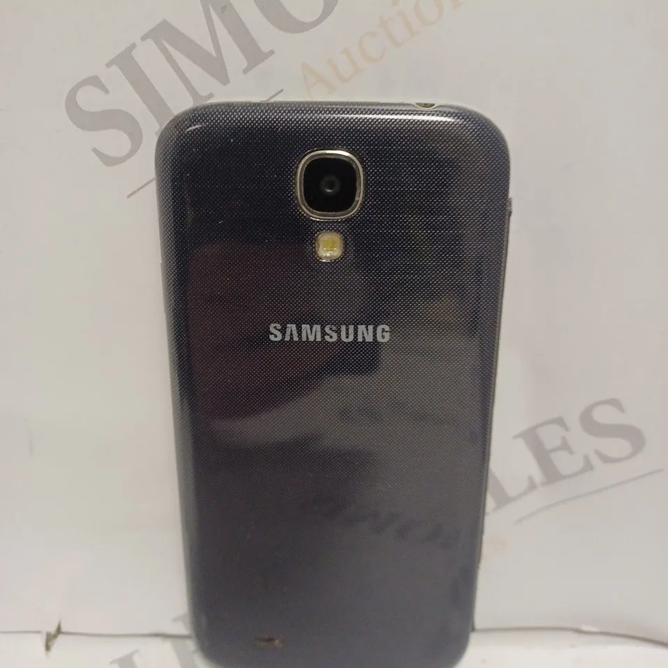 SAMSUNG GALAXY S4 SMARTPHONE