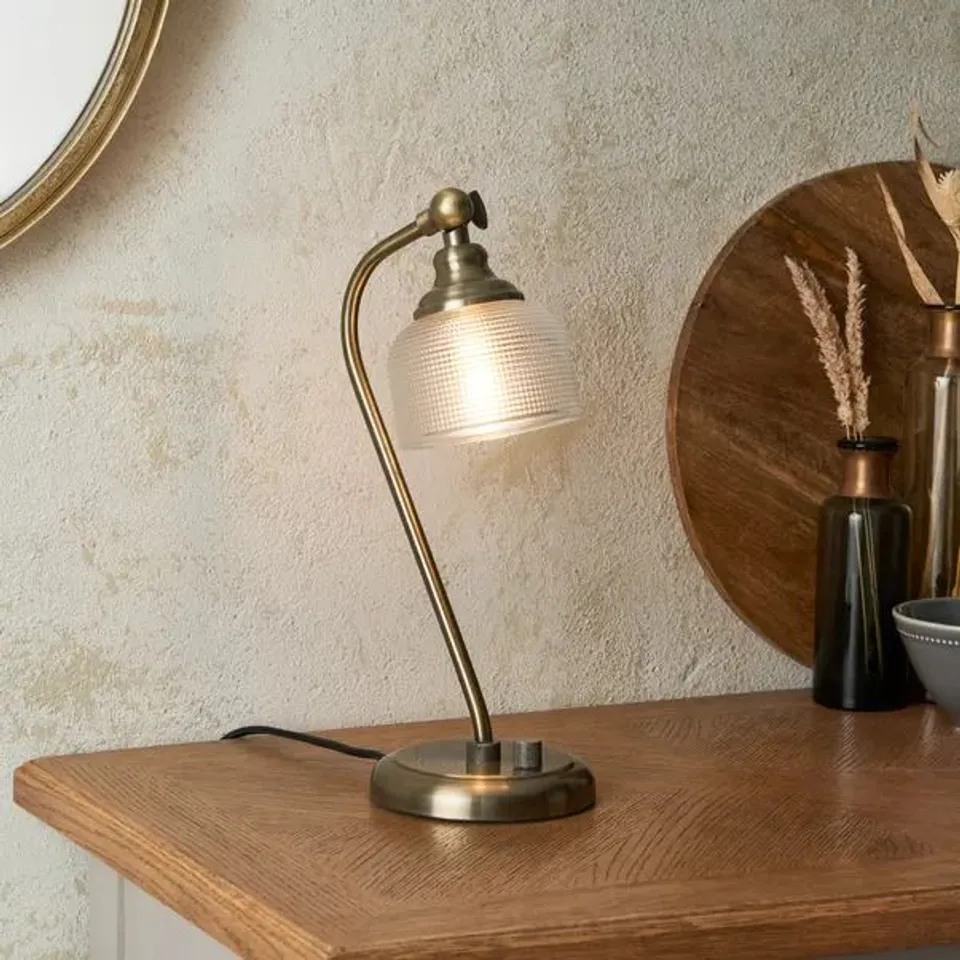 BOXED AMESBURY INDUSTRIAL TABLE LAMP (1 BOX)