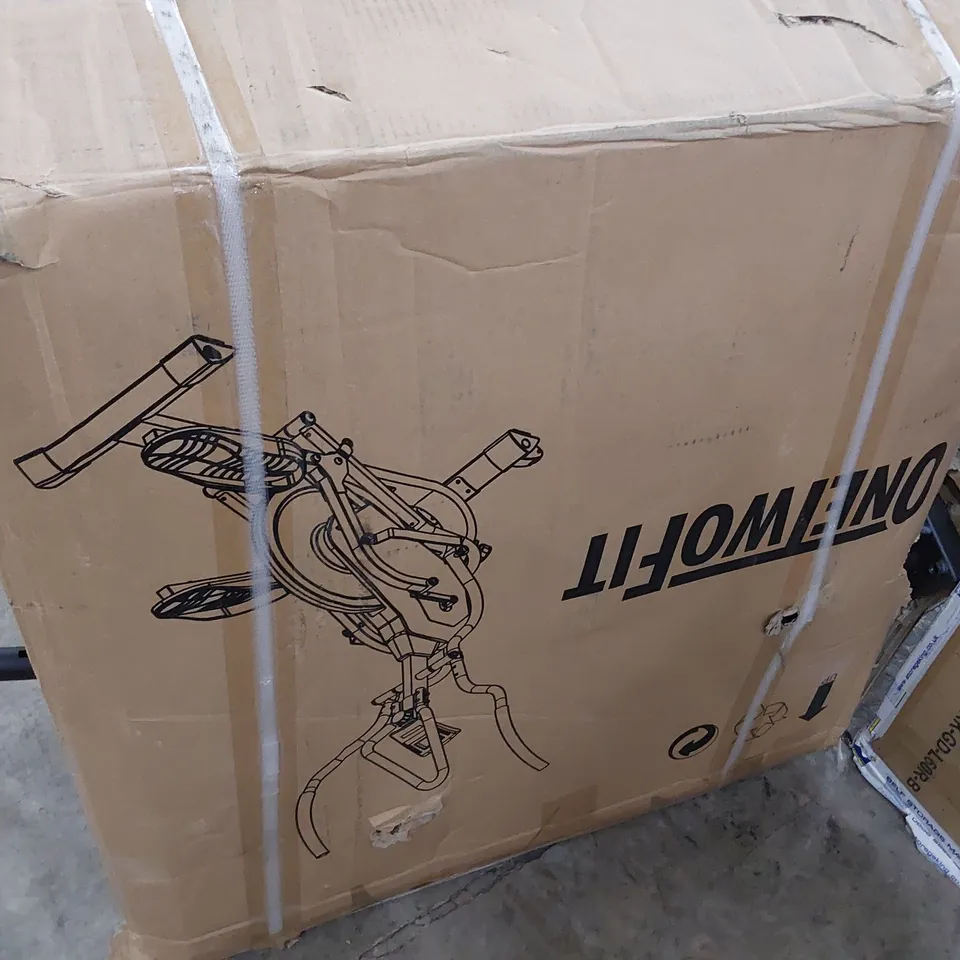 BOXED ONETWOFIT CROSS TRAINER