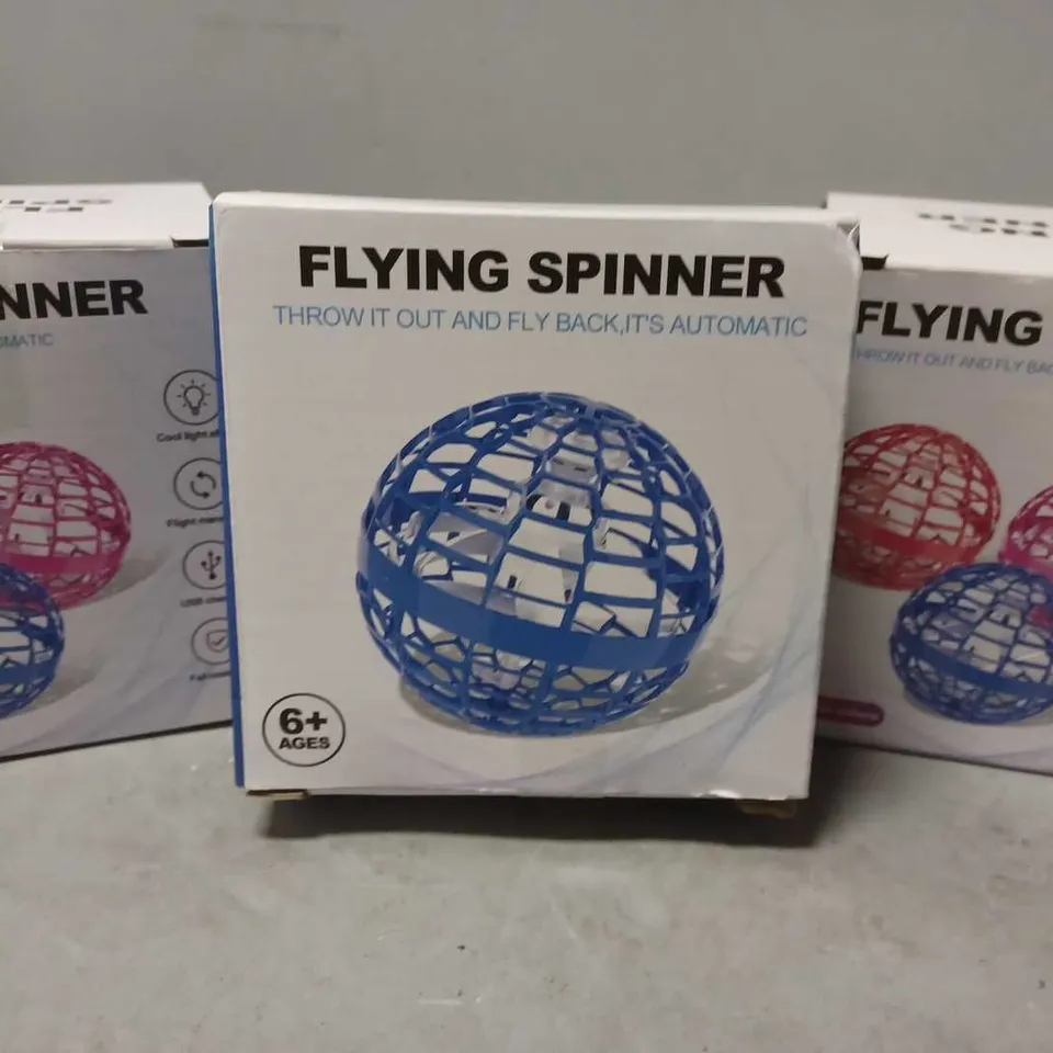 5 BOXED FLYING SPINNER TOYS 