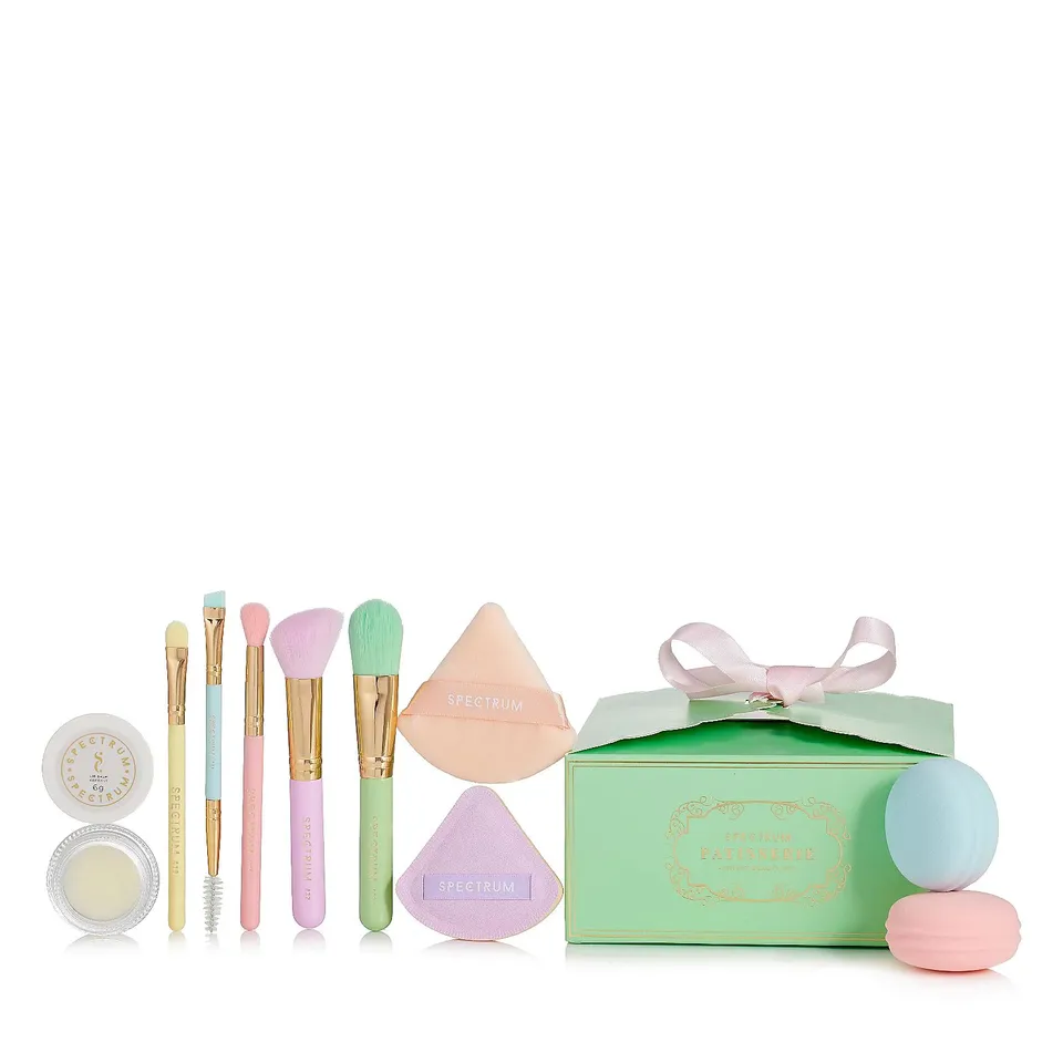 SPECTRUM COLLECTIONS PATISSERIE BOX BRUSH SET WITH LIP BALM