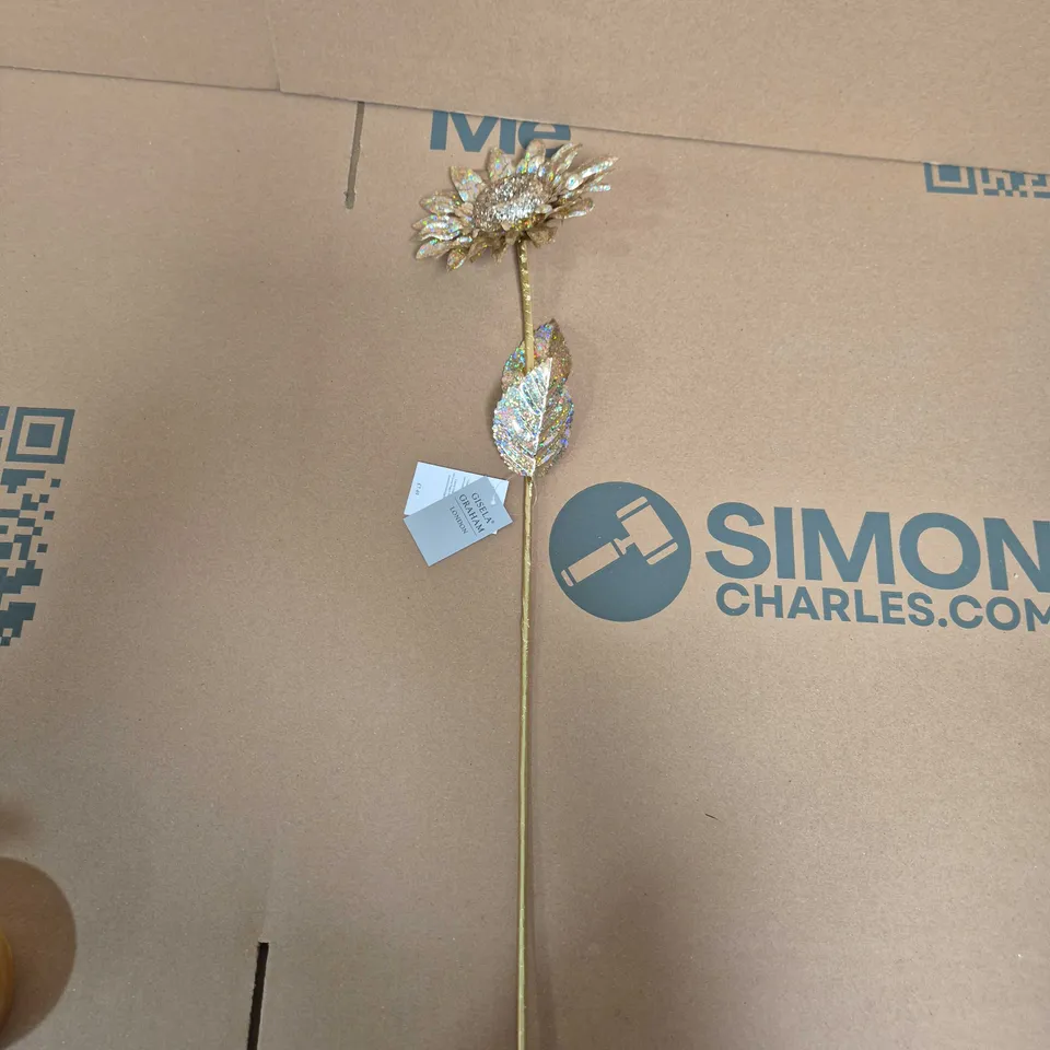 BOX OF APPROX 12 GISELA GRAHAM LONDON GOLD-TONE GLITTER FLOWER